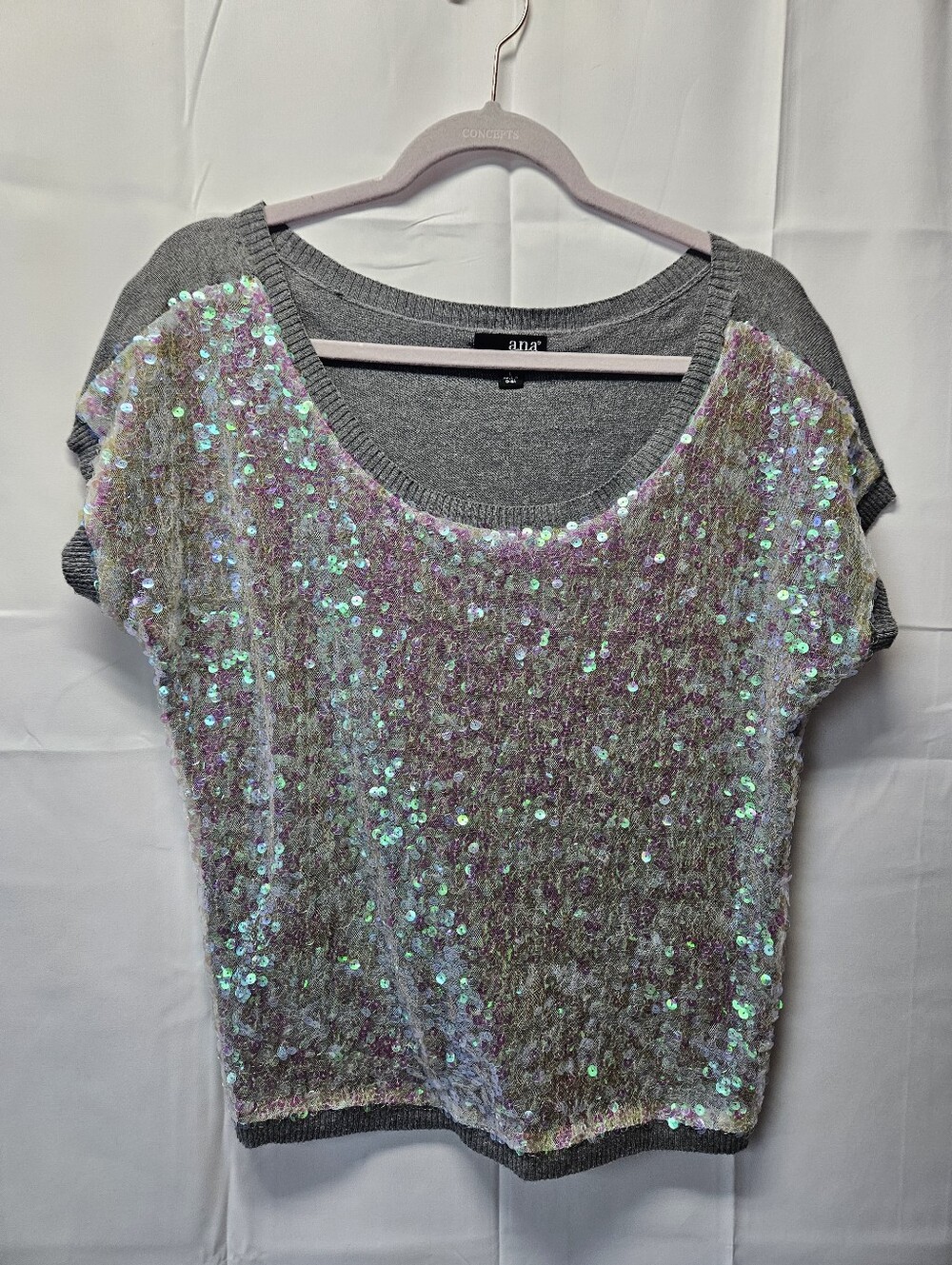 a.n.a Gray Short Sleeve Sequin Knit Top